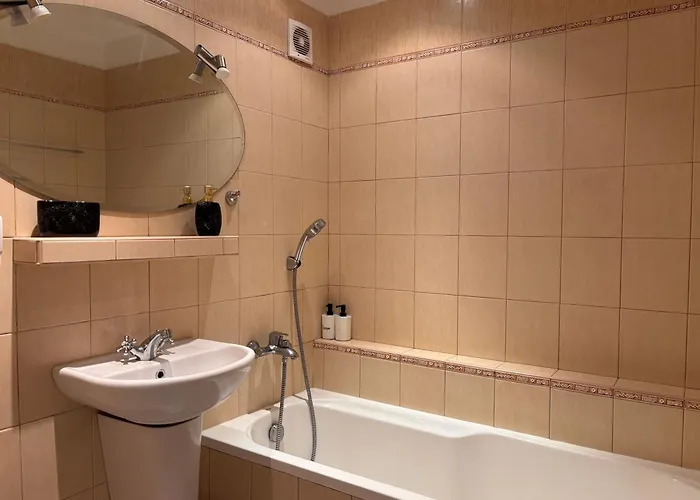 Elegant Escape Iv - Free Parking, Easy Access To Center Apartament Bratislava